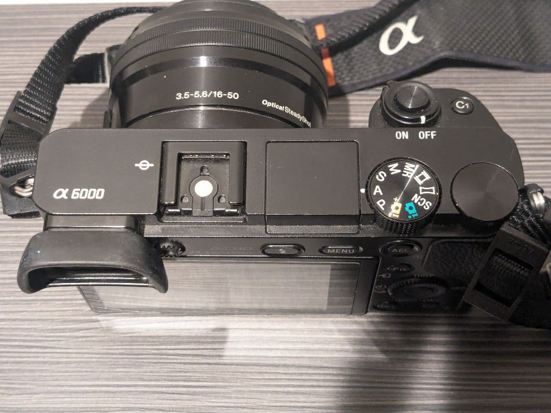 SONY α6000 ILCE-6000 美品 本体のみ バッテリー付属