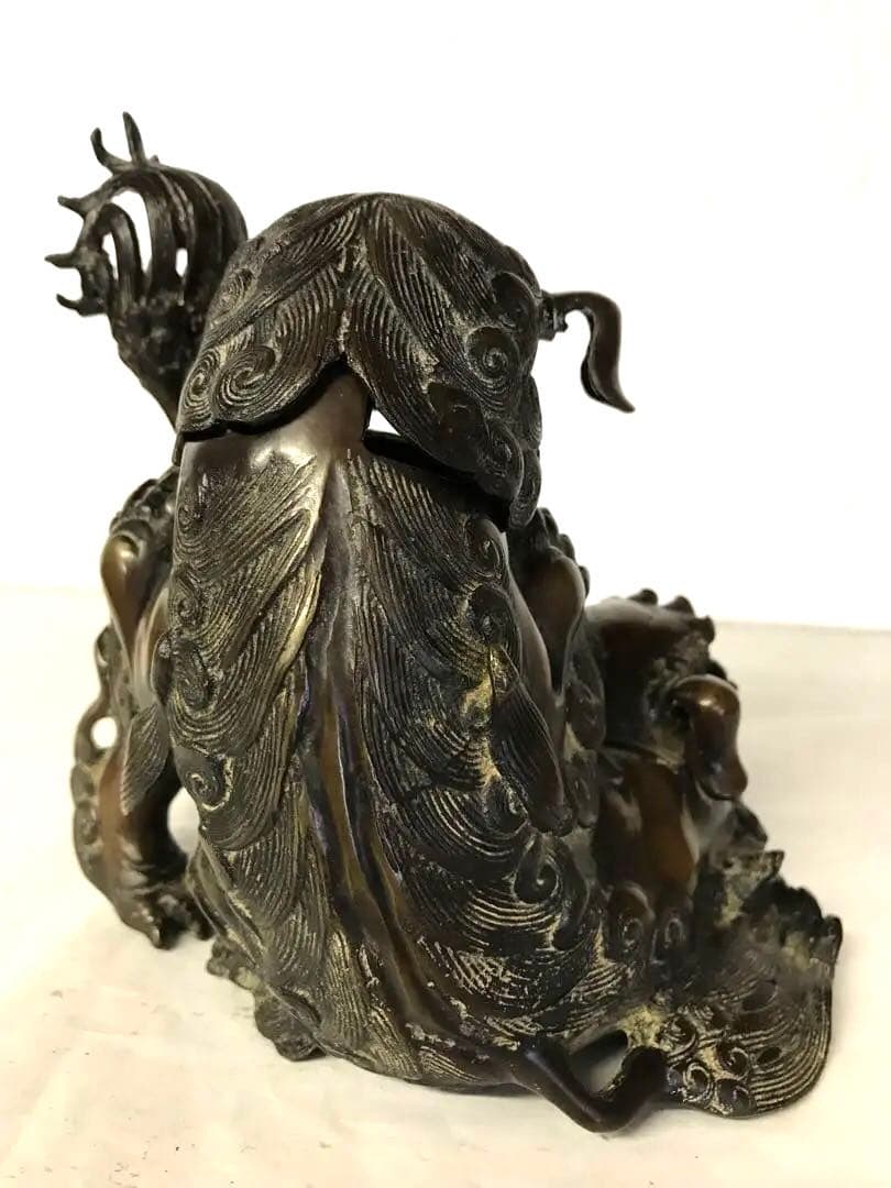 [銅器] 香炉：戯獅子
