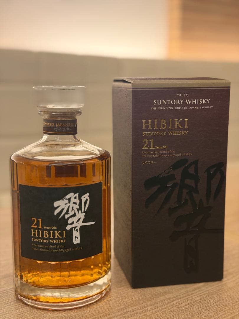 Hibiki 21年 ウイスキー ボックス入り　響