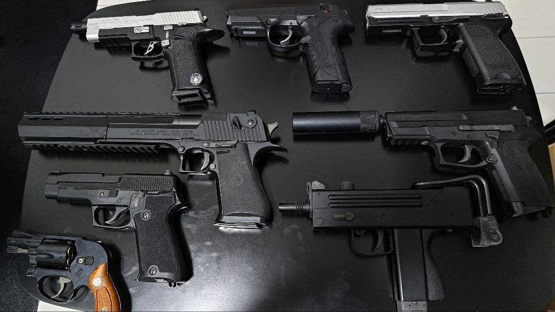 ハンドガン&モデルガン まとめて8丁