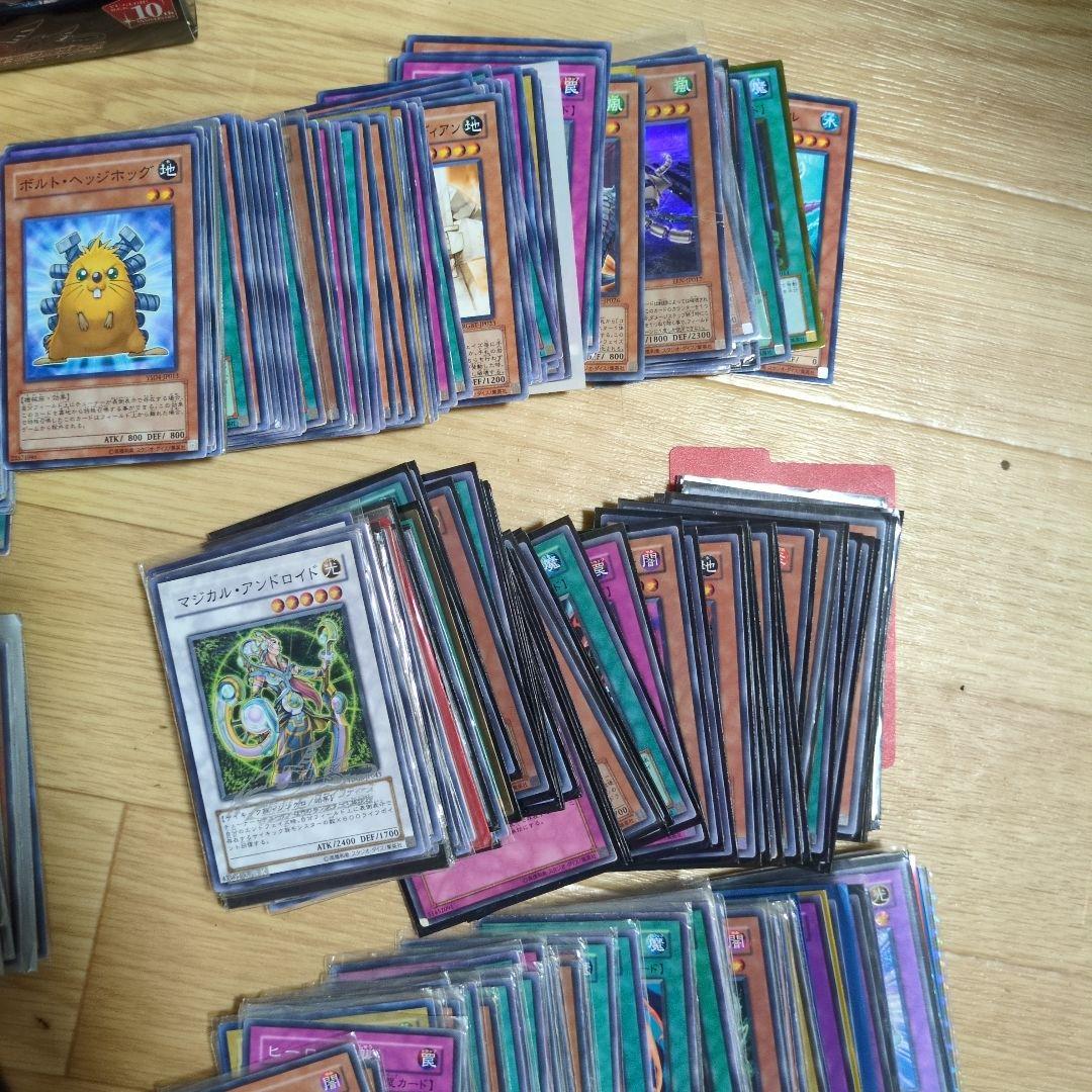 遊戯王OCGカードセットと収納ボックス　405枚