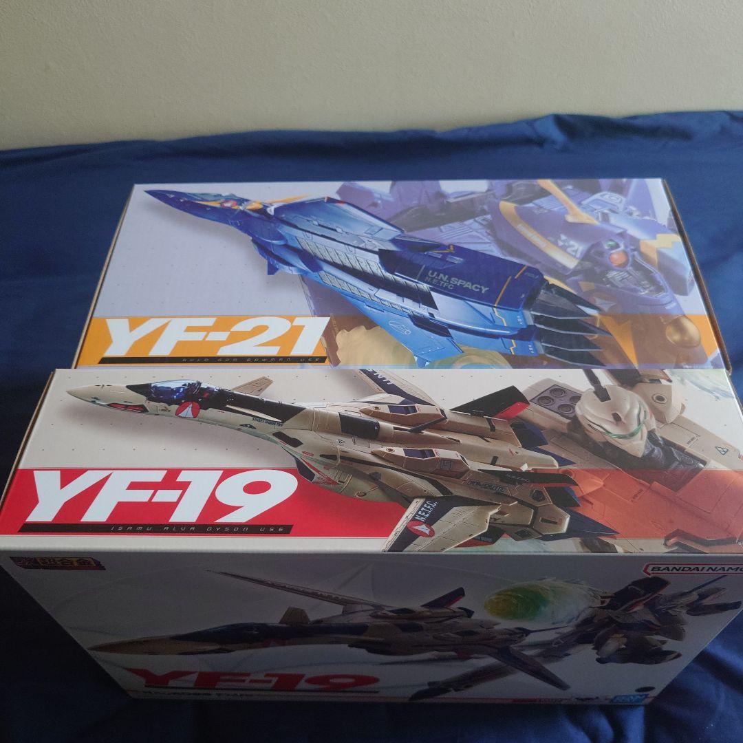 未開封　DX超合金 マクロスプラス YF-21 & YF-19　セット