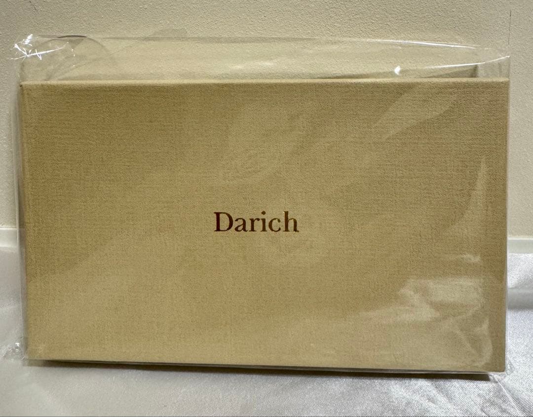Darich キルティングビジューDDチャームiPhoneケース　15Pro 黒