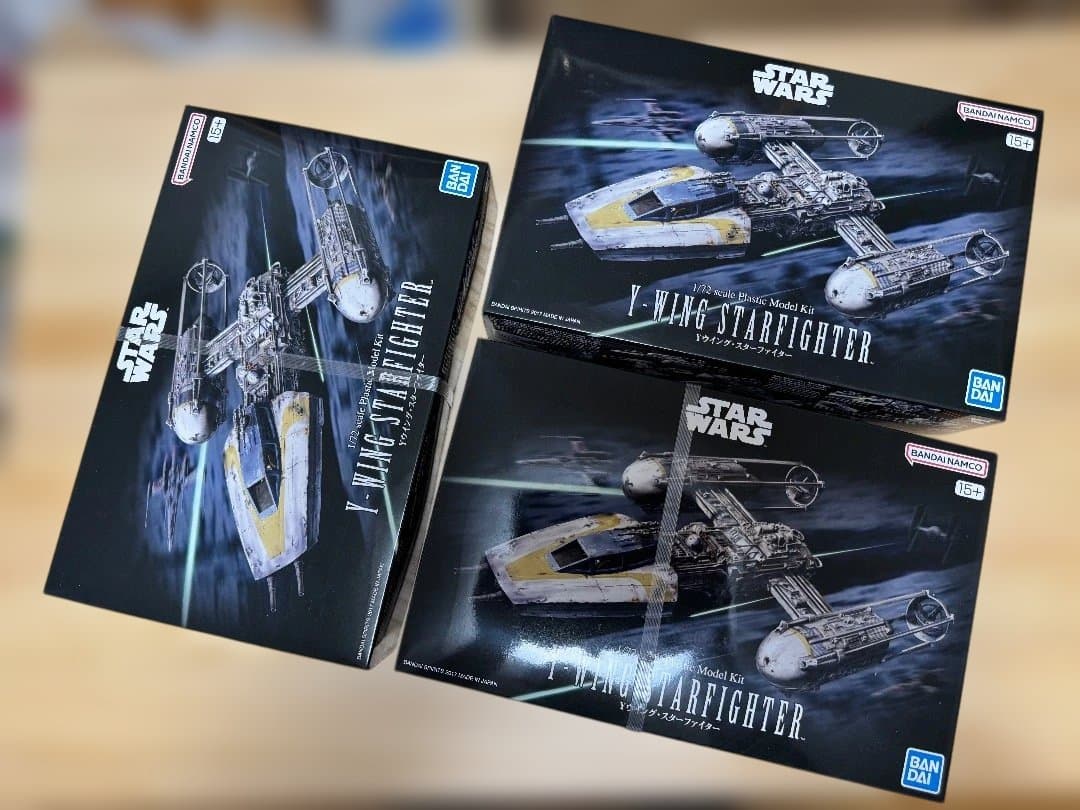 新品未使用 バンダイ 1/72 STAR WARS Y-WING 3個セット