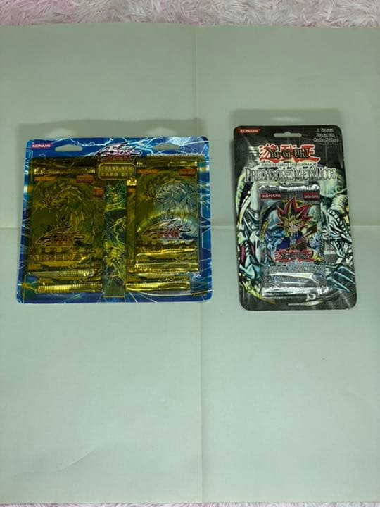 値下げけ継続中！遊戯王 引退品 レリーフ117種170枚＋非売品パック100枚他