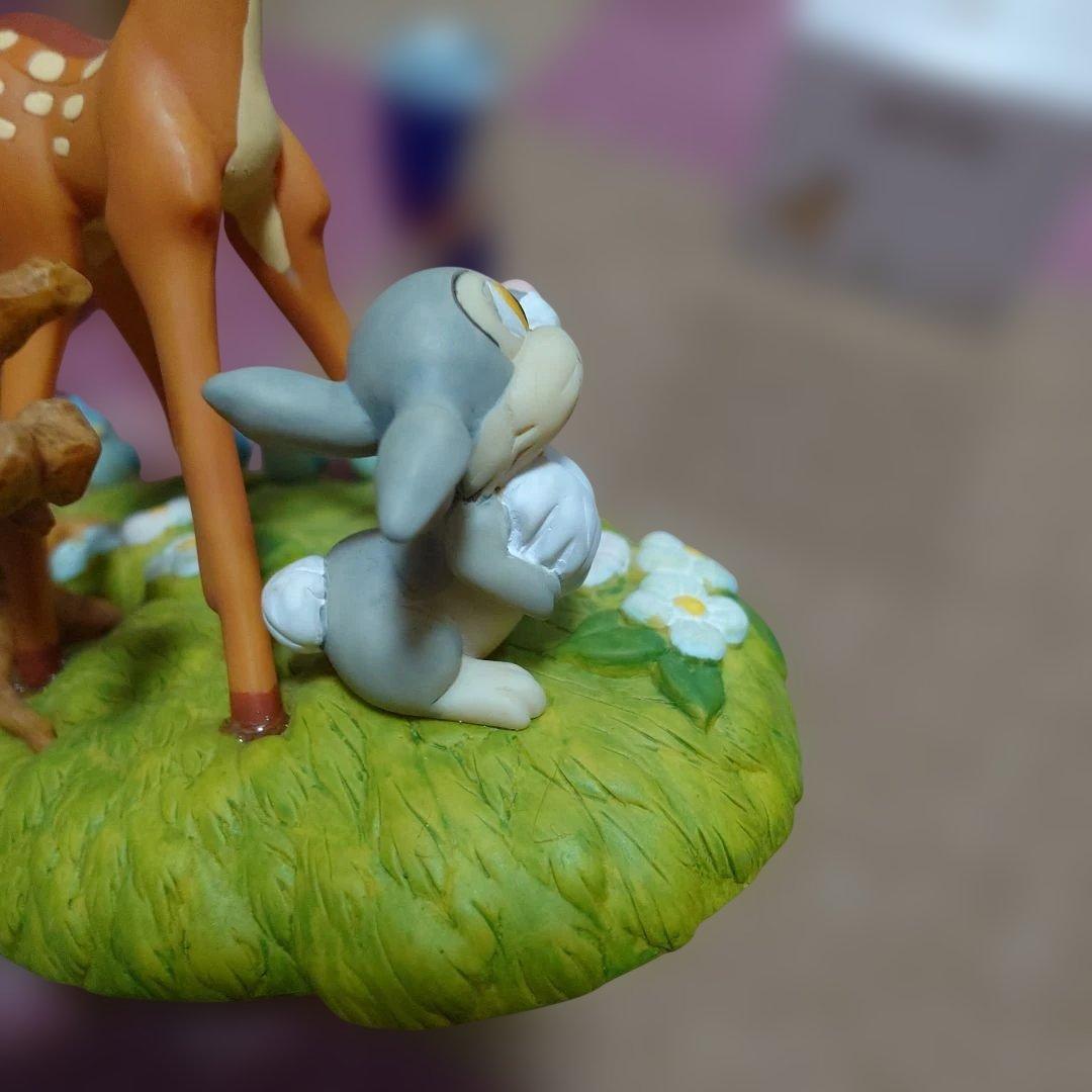 バンビ フィギュア 箱付き
