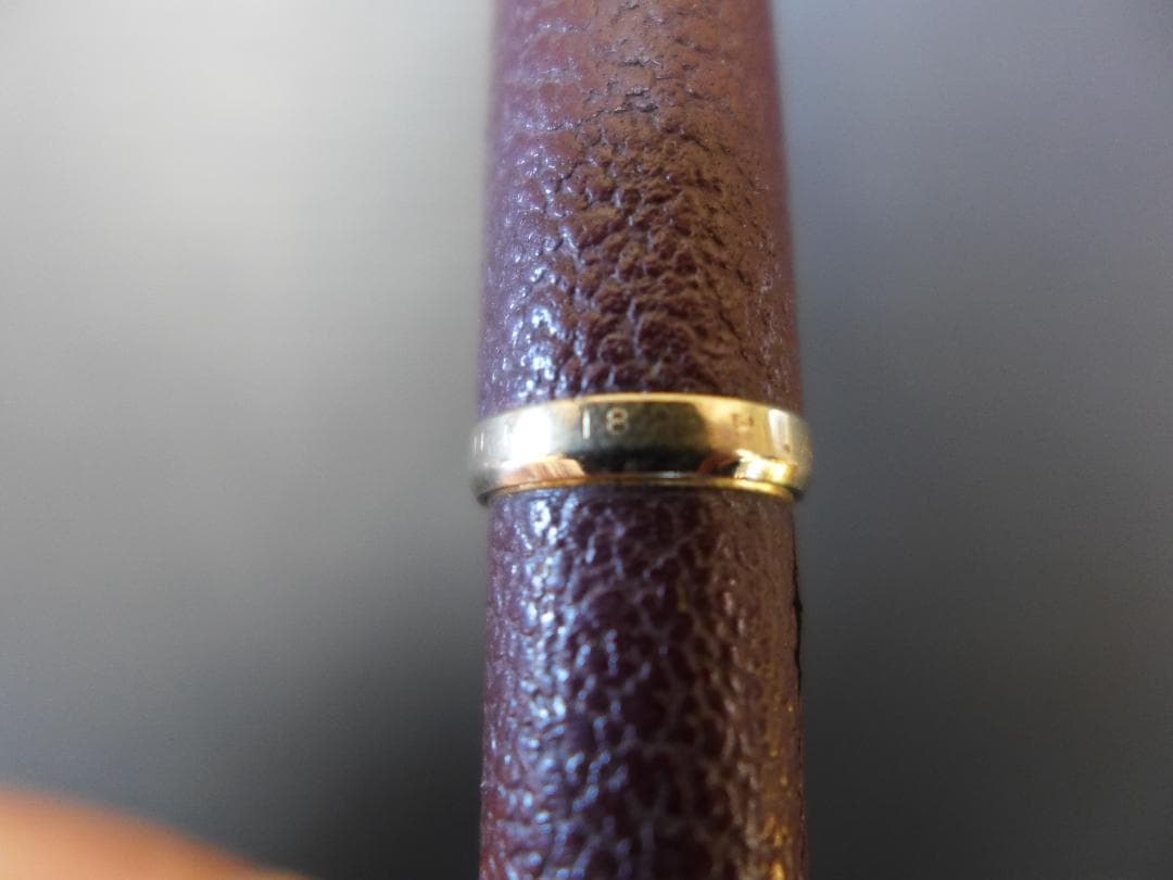 時代物　プラチナ万年筆　金属・皮製　ペン先:18K細軟 18 プラチナ　レトロ