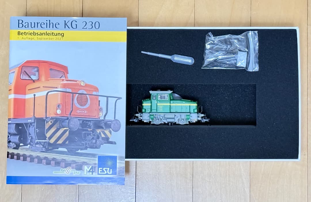 ESU31440　KG230 ディーゼル機関車　AC/DC切替可　ほぼ新品