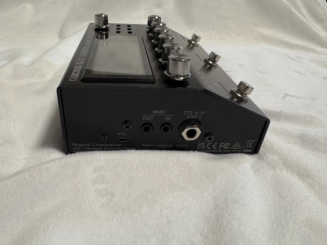 [美品] BOSS GT-1000CORE　箱、アダプター、USBケーブル付