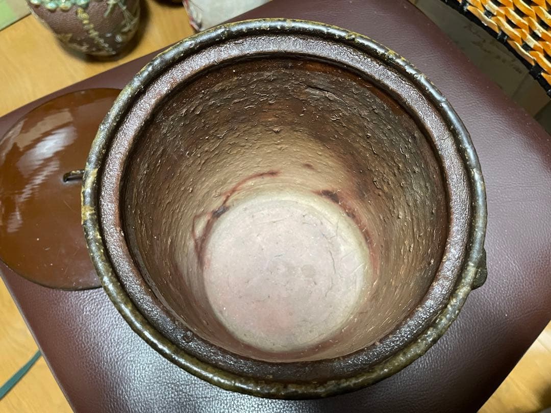 古備前　菅耳單口水指