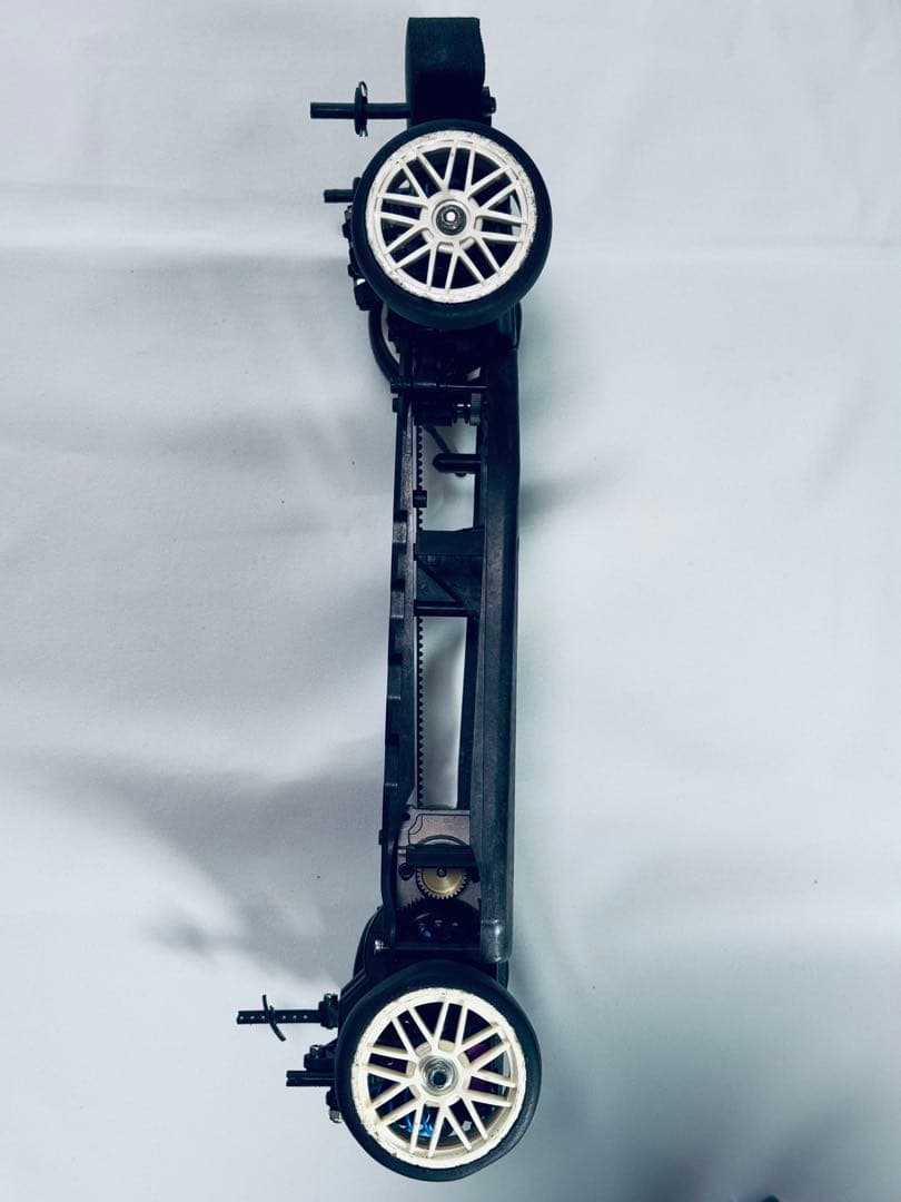 ヨコモ　MR-4TC シャーシのみ　と　予備パーツ　と説明書
