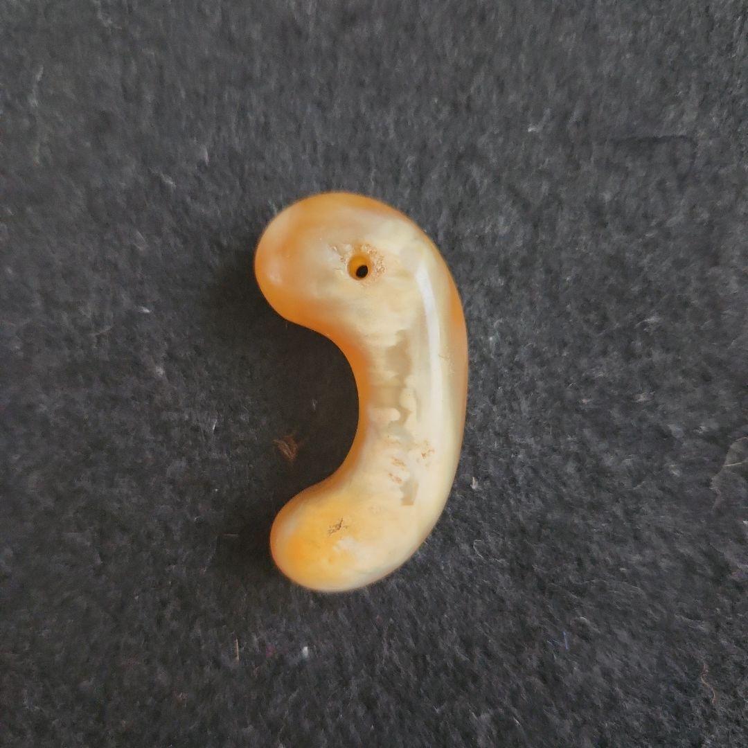 勾玉‥古墳時代‥発掘品