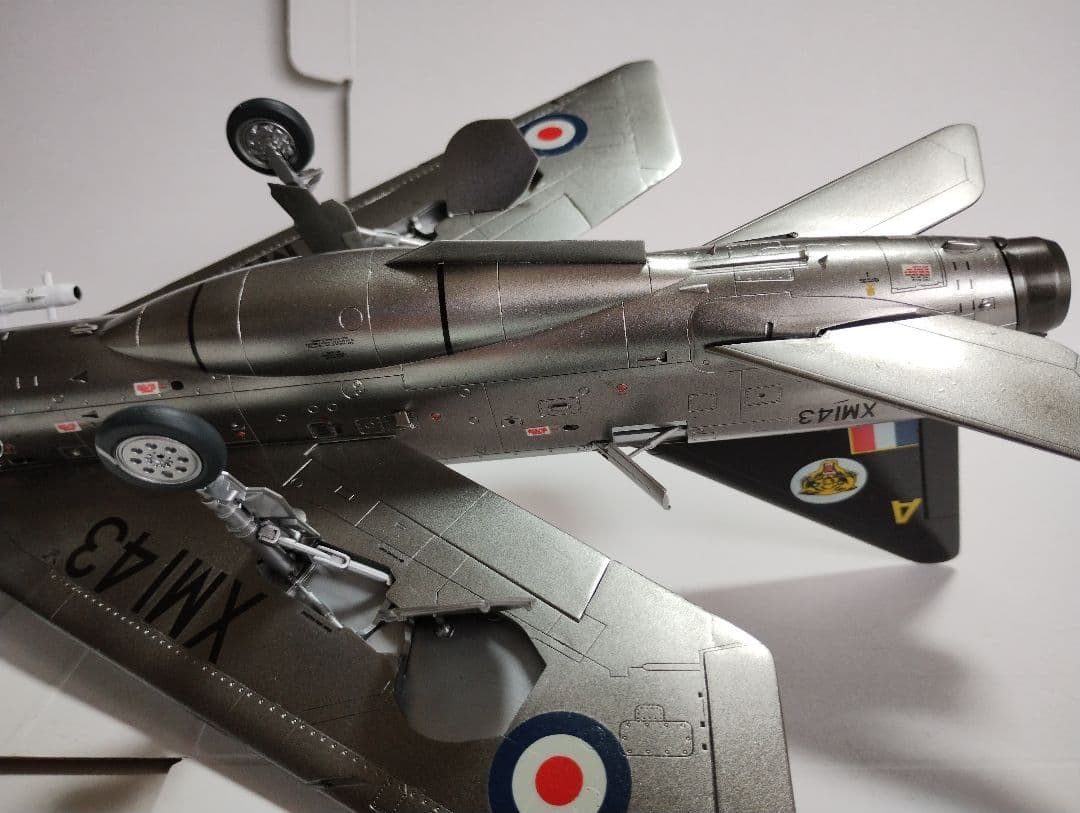 プラモデル完成機　1/48　E.E.ライトニングF1