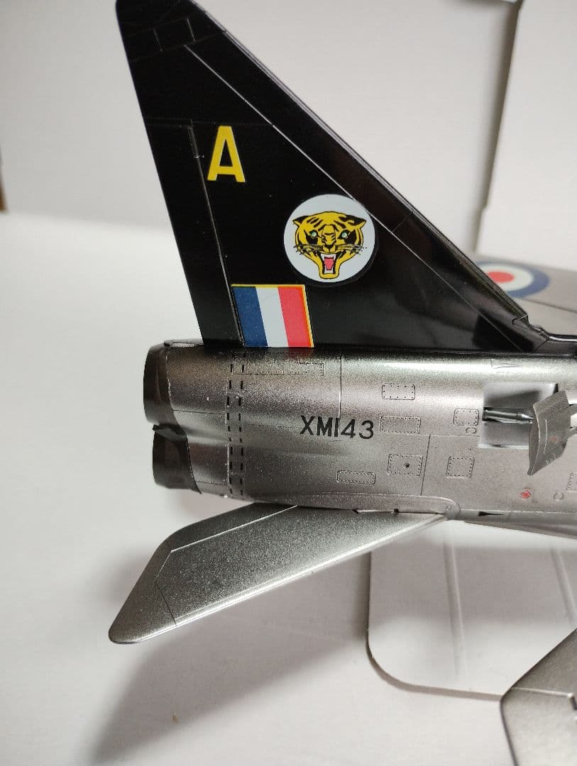 プラモデル完成機　1/48　E.E.ライトニングF1