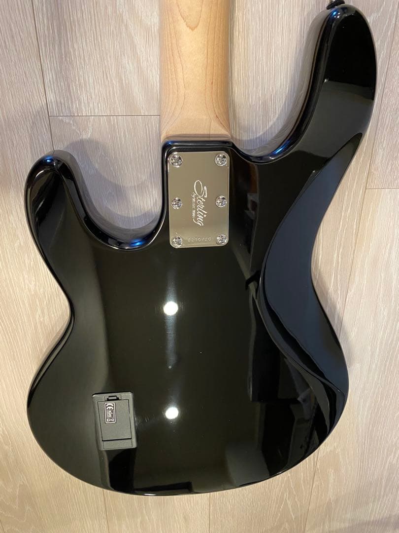 ベース sterling by music man Ray4