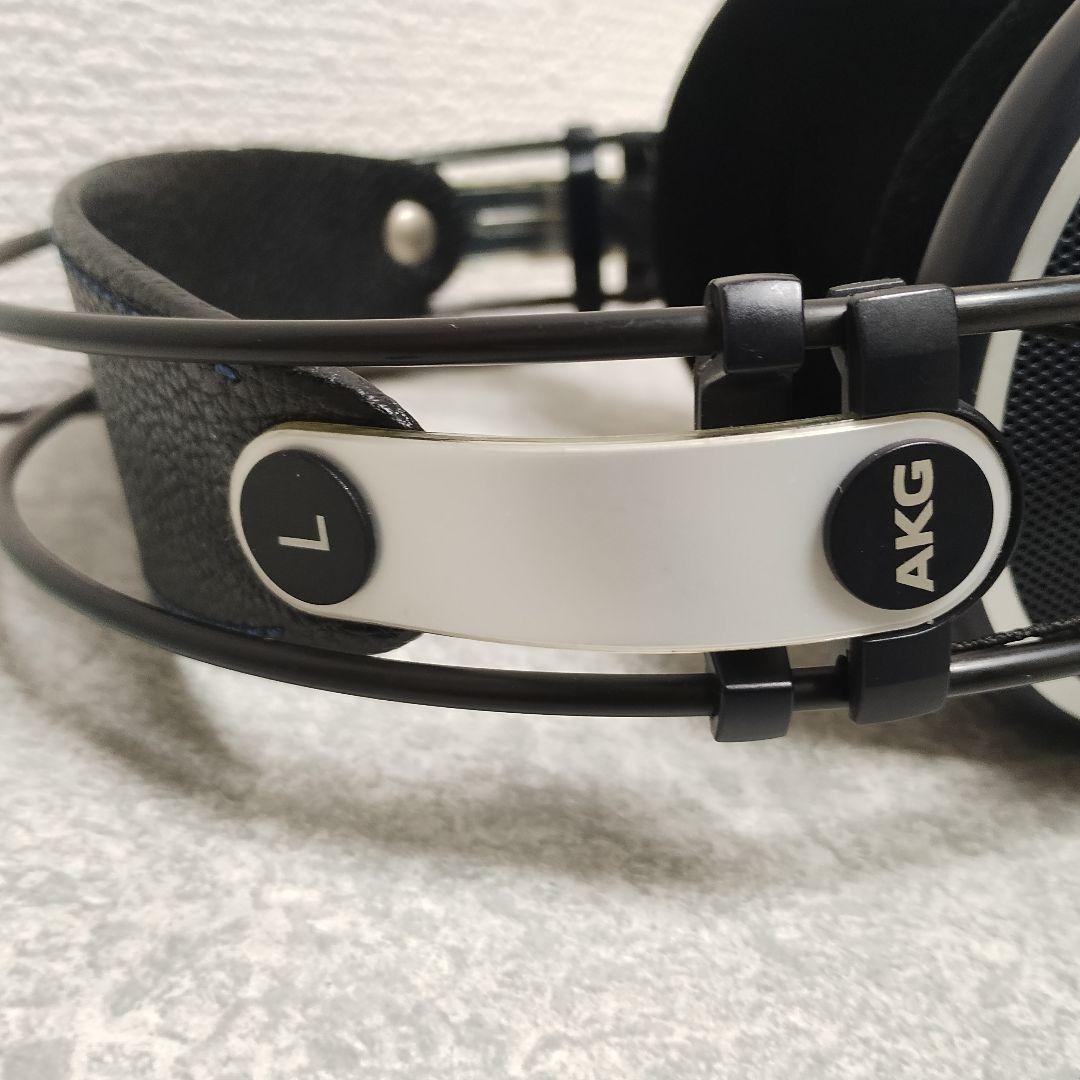 AKG K702です。