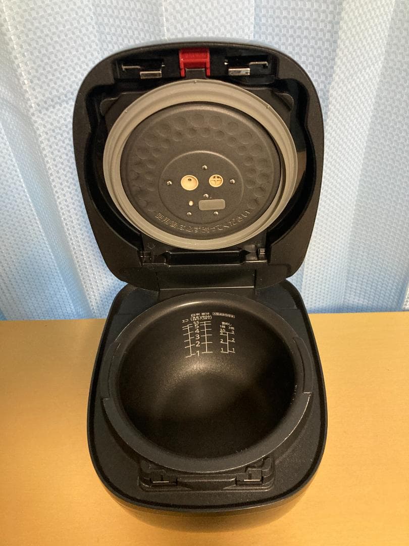 ★★JPC-B100 TIGER タイガー 圧力炊飯器 ジャー★1.0Lブラック