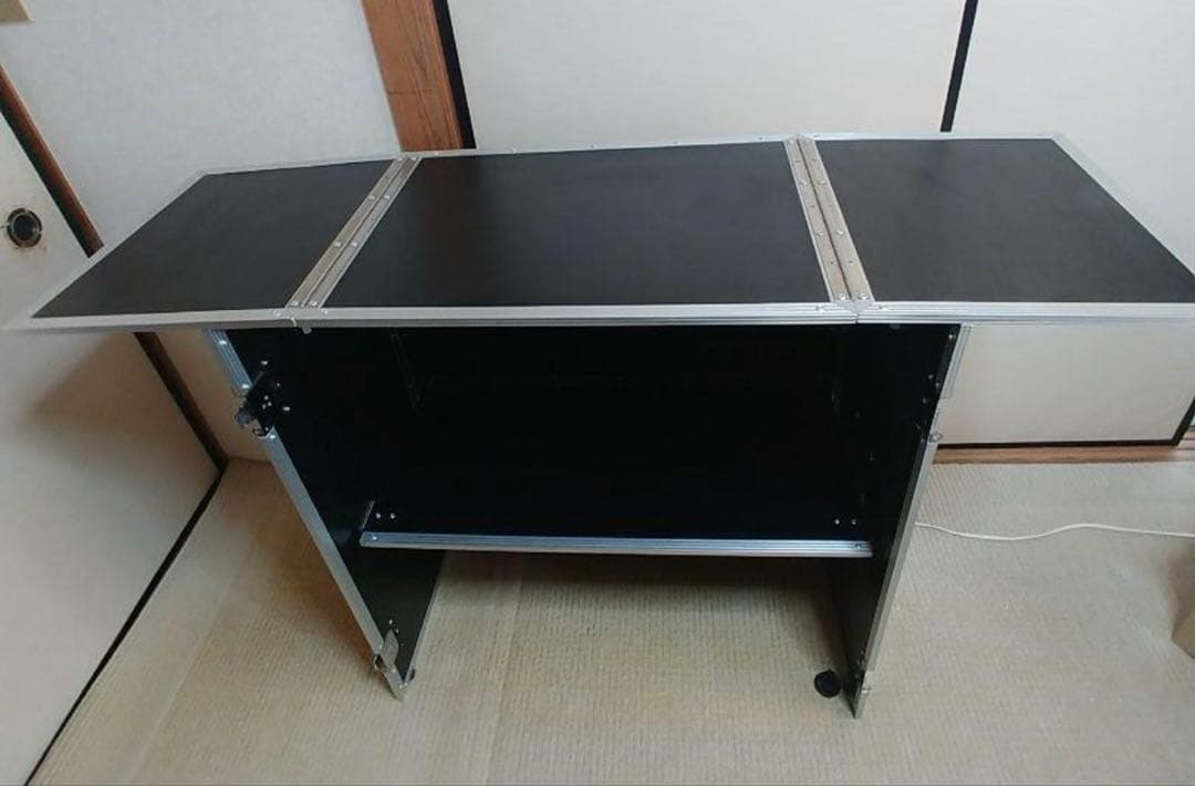 DJテーブル　折り畳み ODYSSEY 【FZF5437T】 ポータブル　ブース