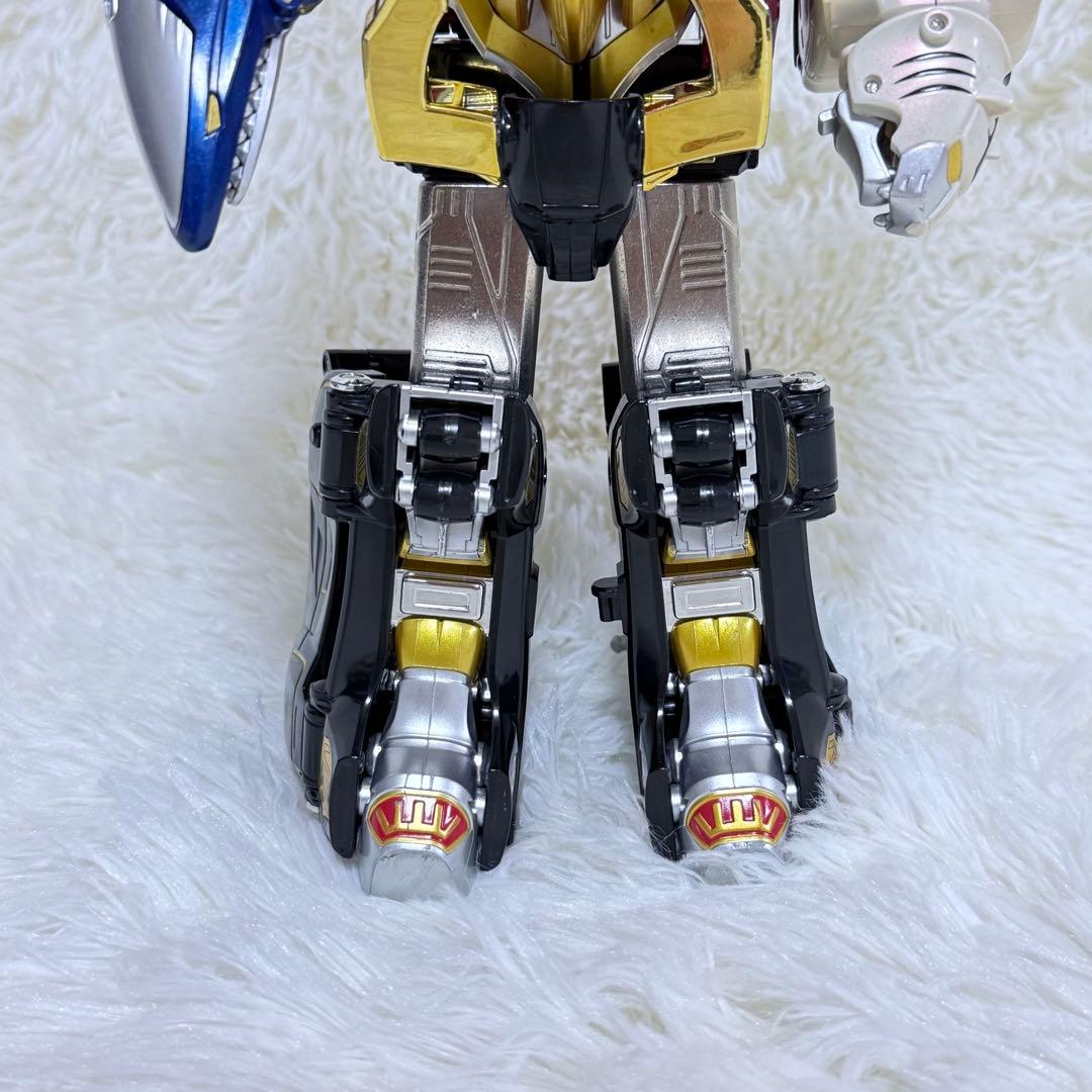 【台座付】百獣戦隊ガオレンジャー DX超合金 GD-21 百獣合体 ガオキング