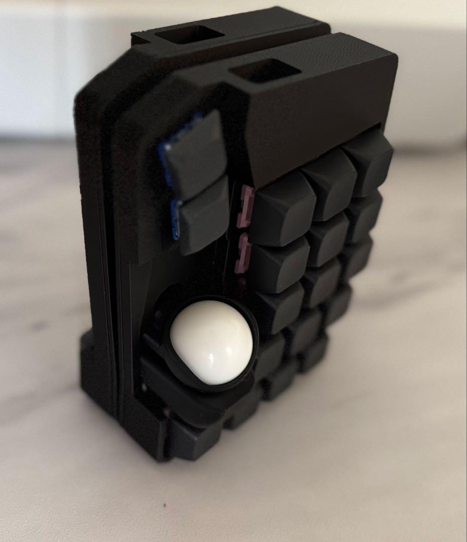 H*i様 【新品】keyball39 ケースマウント構造lofree HADES