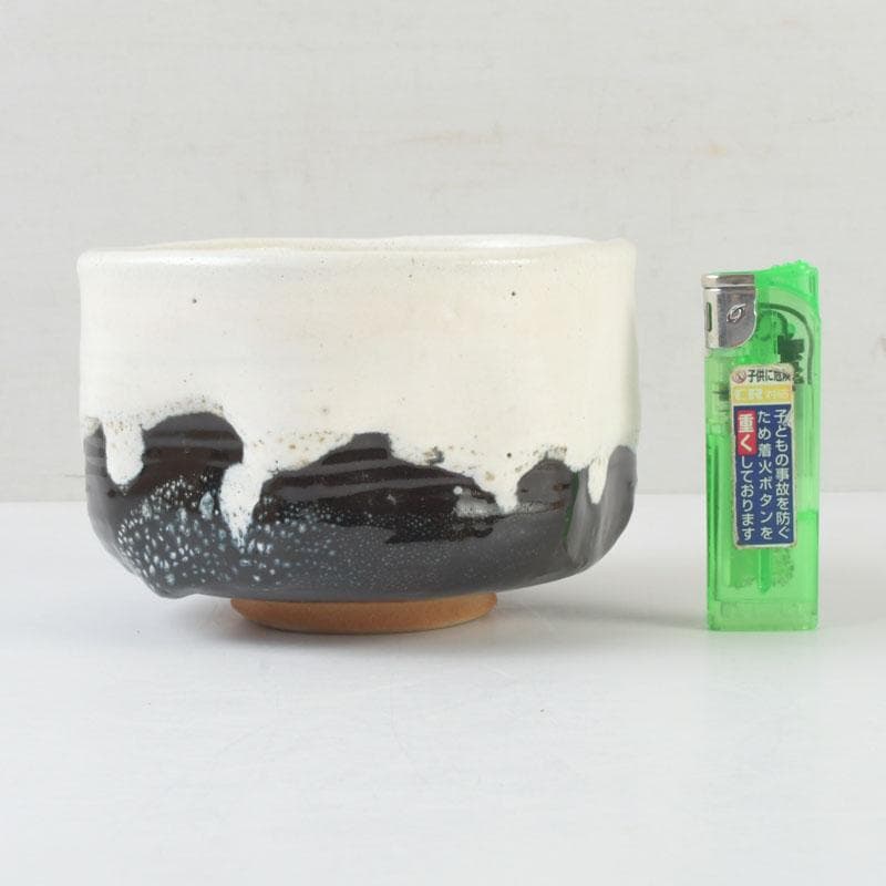茶道具　京焼　丹羽好一作　白流茶碗　共布共箱　V　9803