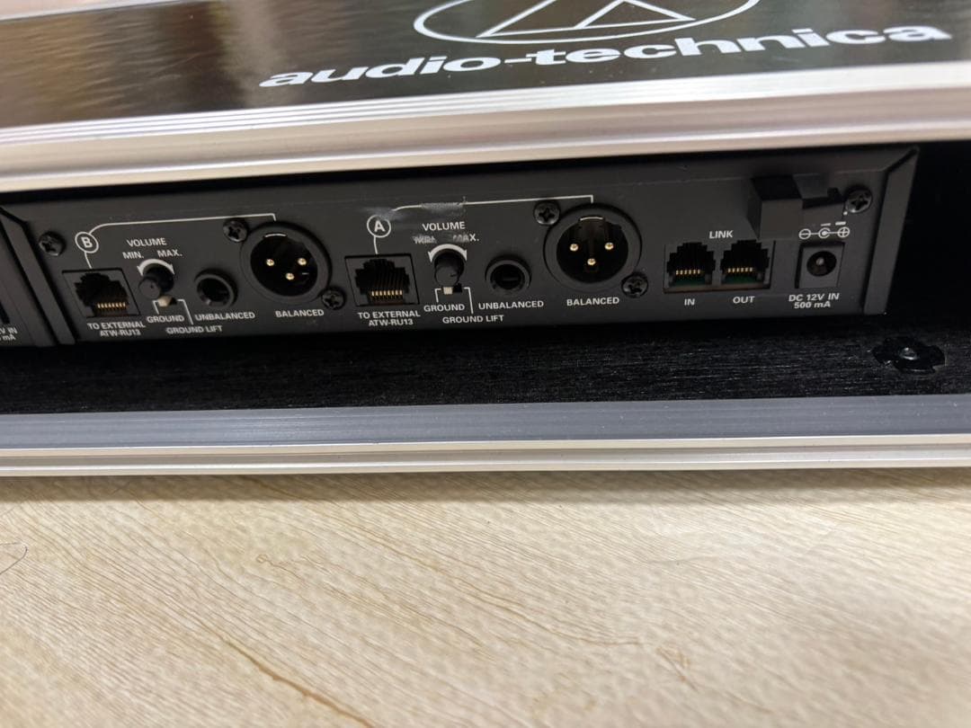 根岸さまaudio-technica ワイヤレスマイク4本セット　ハードケース付