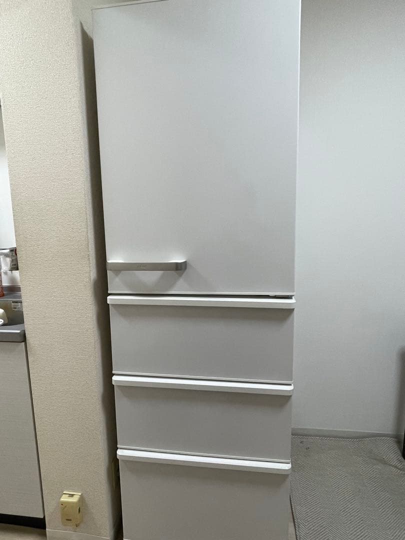 ホワイト冷蔵庫