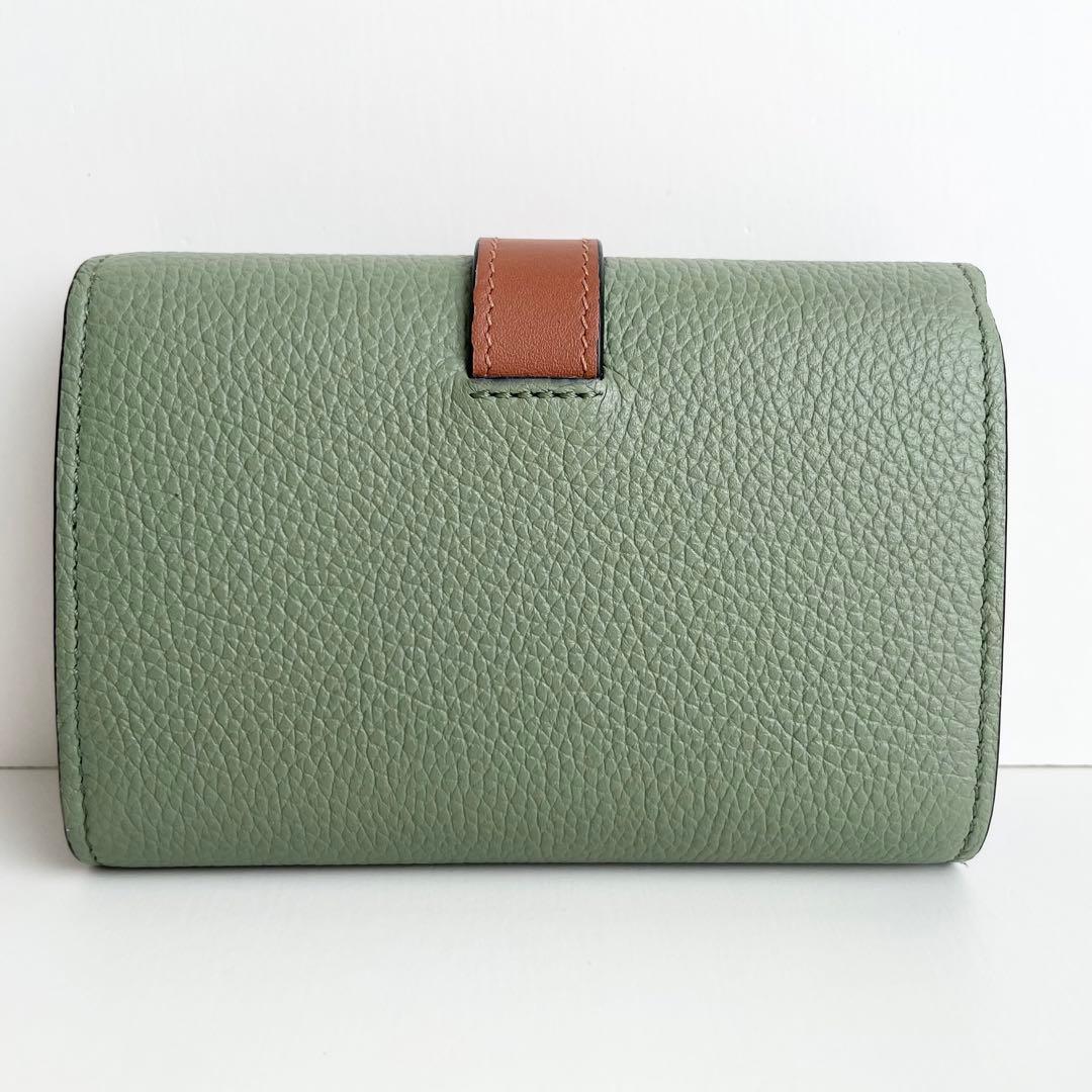 LOEWE ロエベ 三つ折り財布 バーティカル ウォレット グリーン ほぼ新品