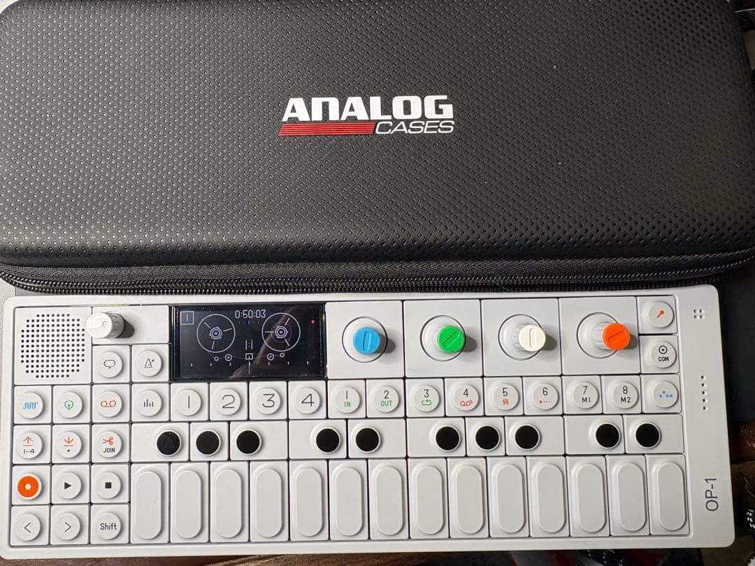 (人気のver.2) OP-1 teenage engineering