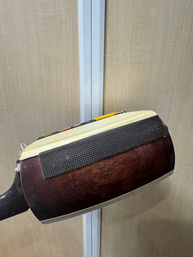 三味線 和楽器 弦楽器 紅木　紫檀　天然素材　ハードケース付き