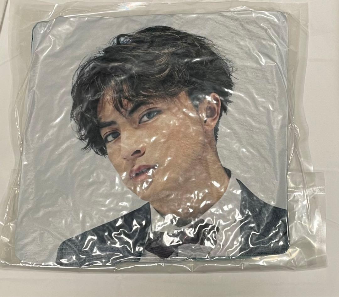 GENERATIONS 白濱亜嵐　クッション実写