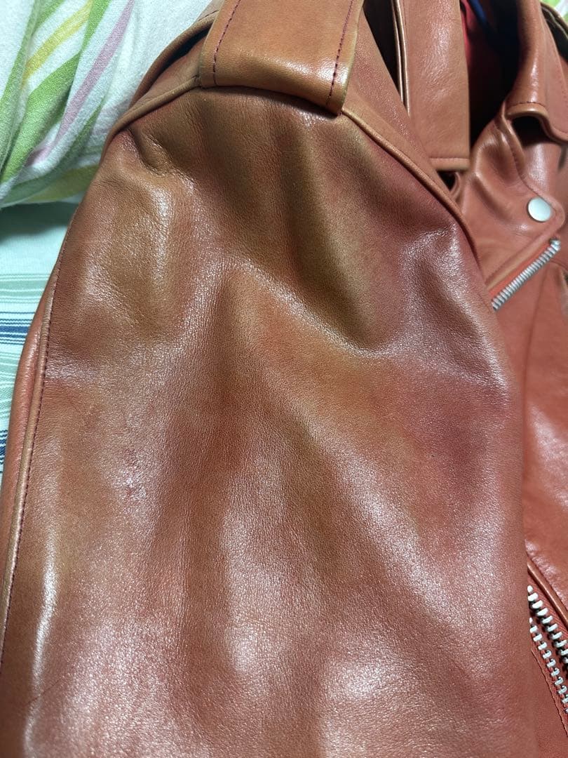 ライダースジャケット　レザー