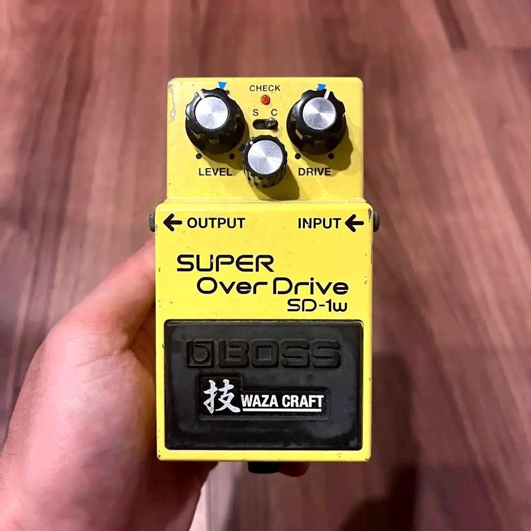BOSS SD-1W 技
