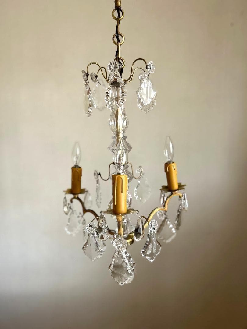 フランスアンティーク　シャンデリア　３灯　ガラスドロップ　シャビー　店舗什器