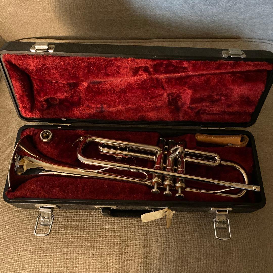 Yamaha YTR1310トランペット本体 日本製 マウスピース付き
