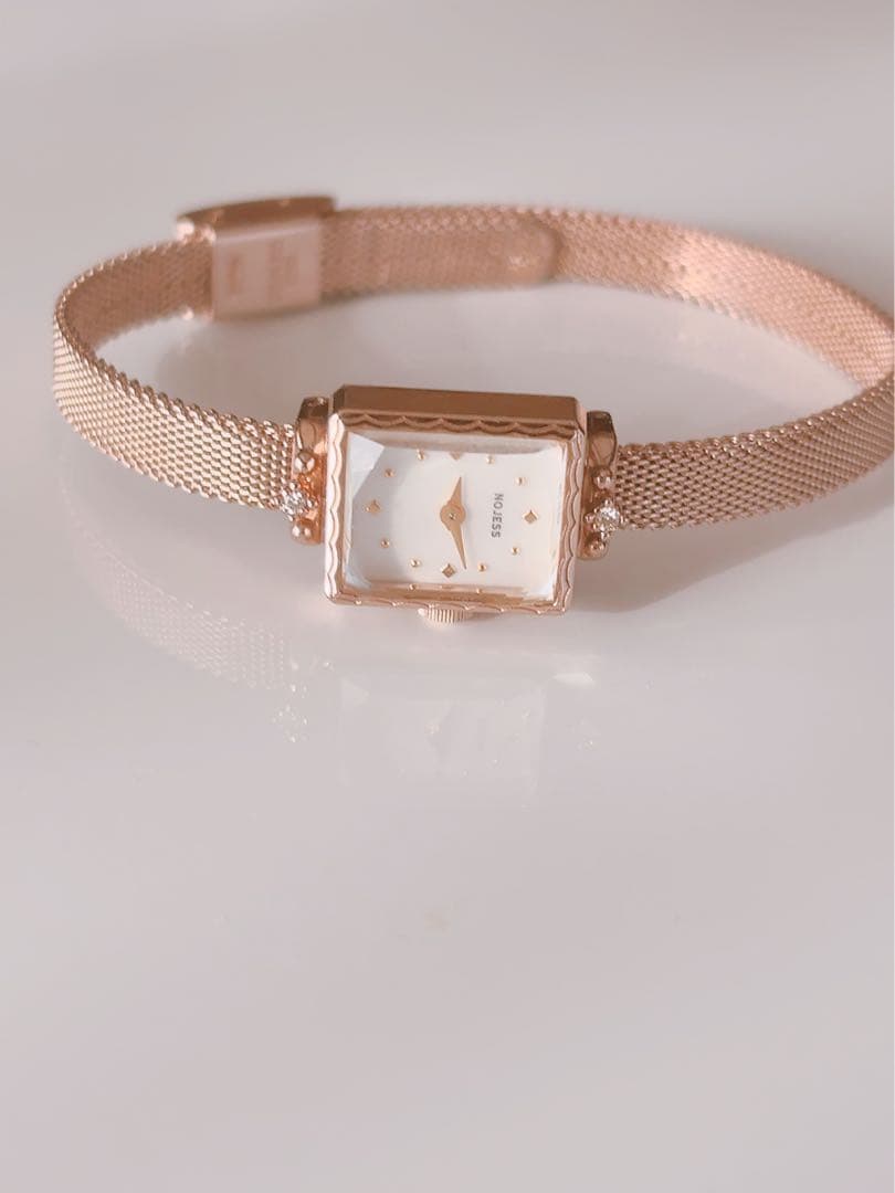 美品NOJESS ノジェスジュエリーウォッチダイヤモンドメッシュベルト稼働品