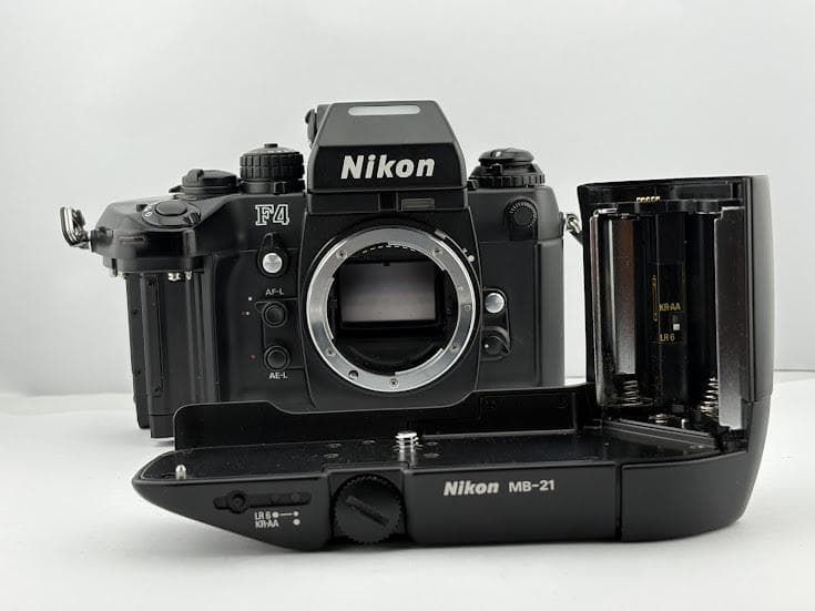 ★美品★ニコン F4S ボディ /DP-20 / MB-21 『単三電池使用』