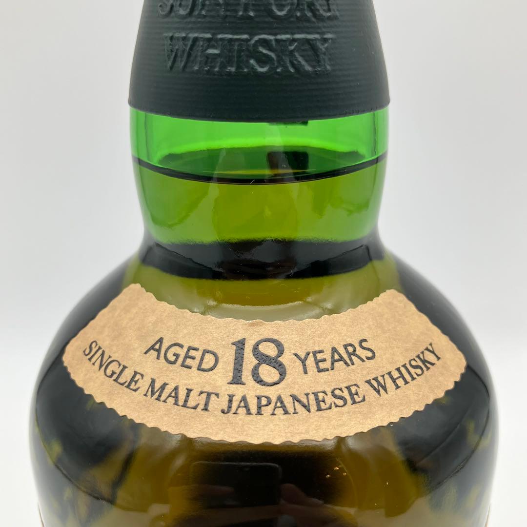 白州18年 サントリーシングルモルトウイスキー 箱付き 700ml 未開栓