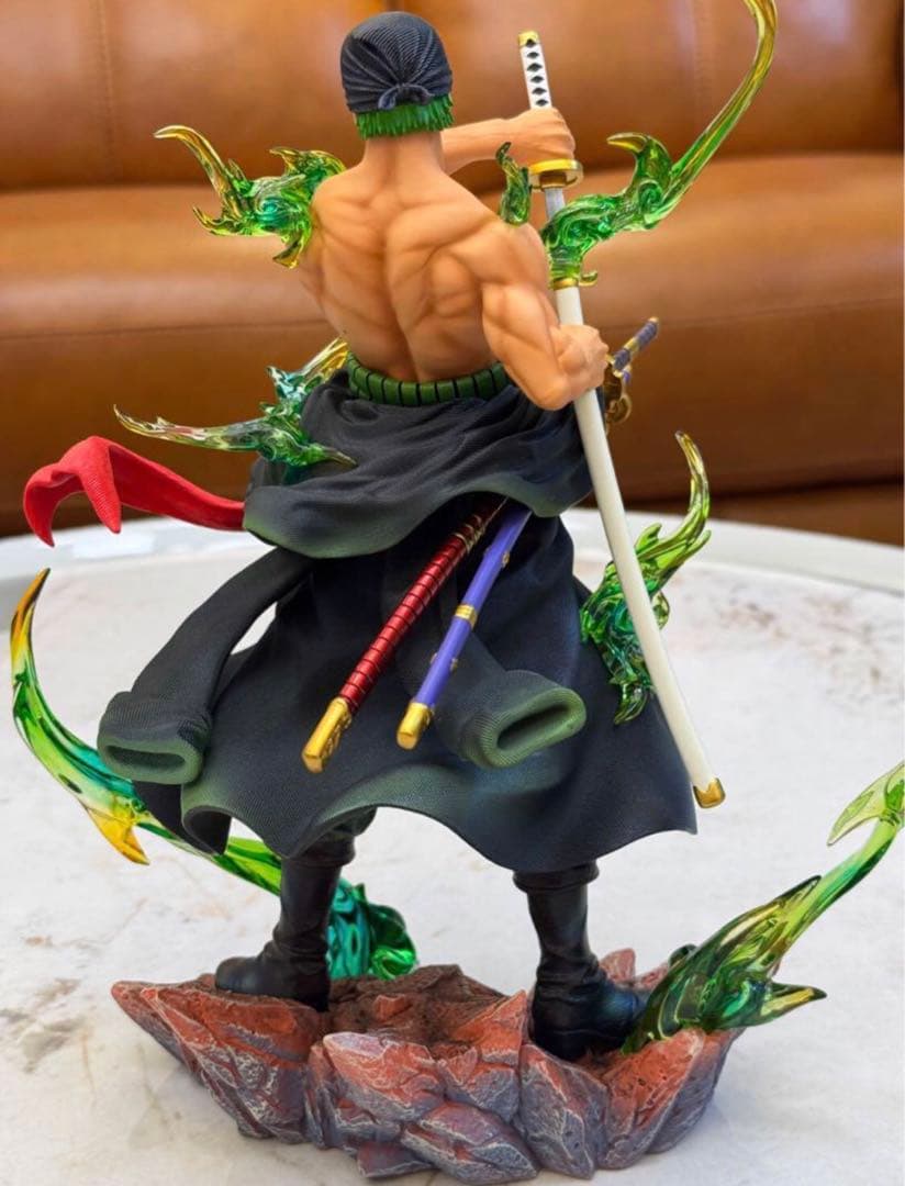 ワンピース ロロノア ゾロ フィギュア ガレージキット 新品