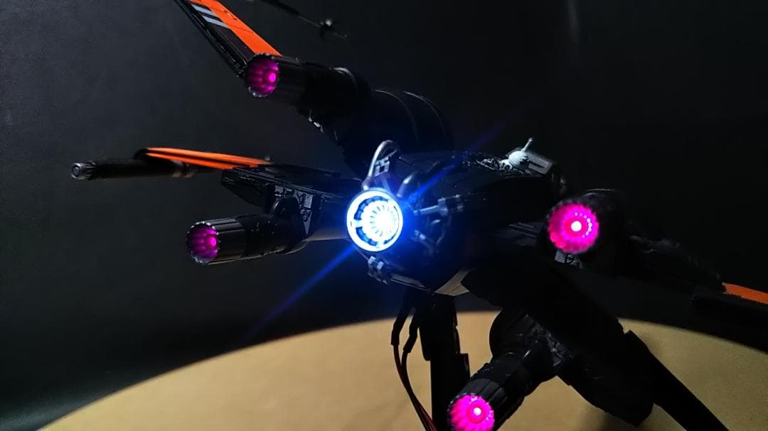 電飾改修　完成品　ブースティッド　Xウイング　1/72 塗装済　BANDAI