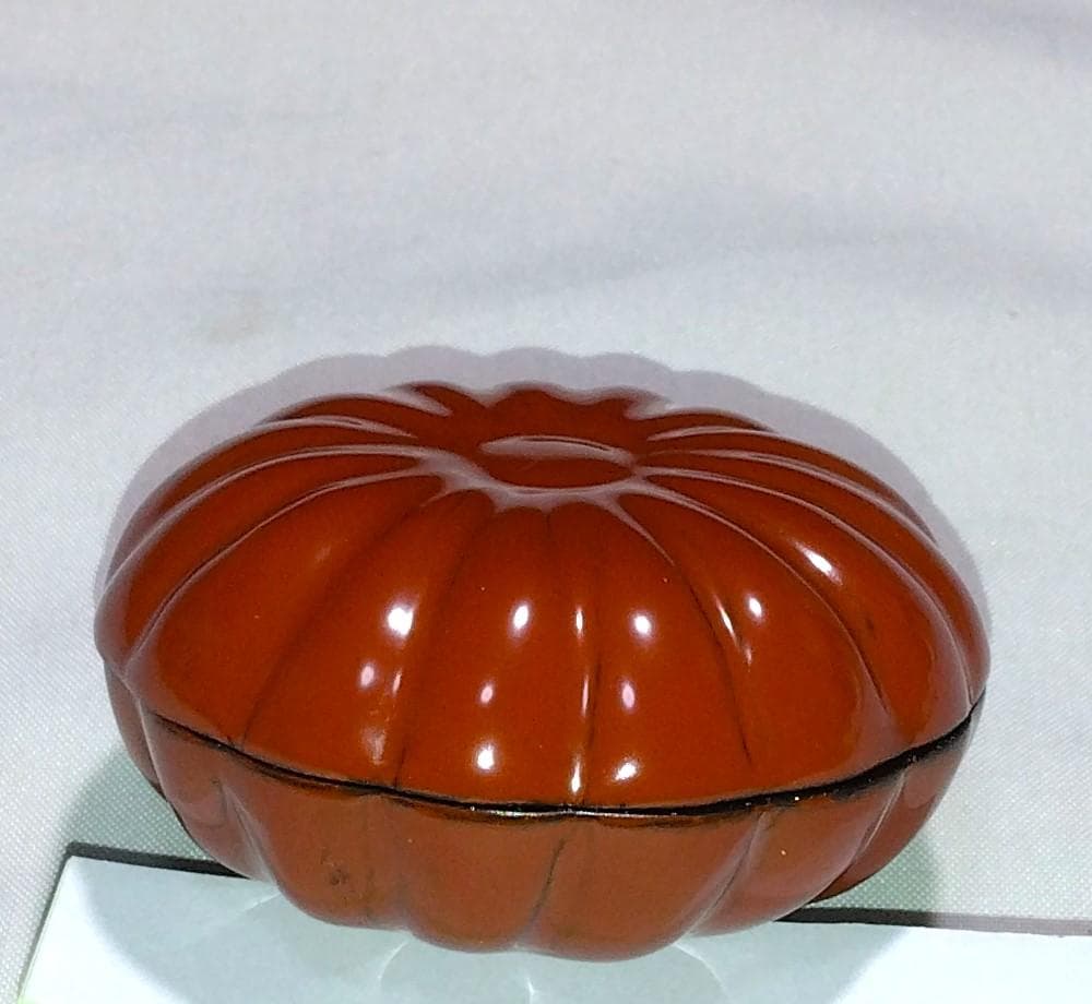 茶道具　輪島塗香合　菊割香合　塗師良春作　溜塗菊割香合　美品！！