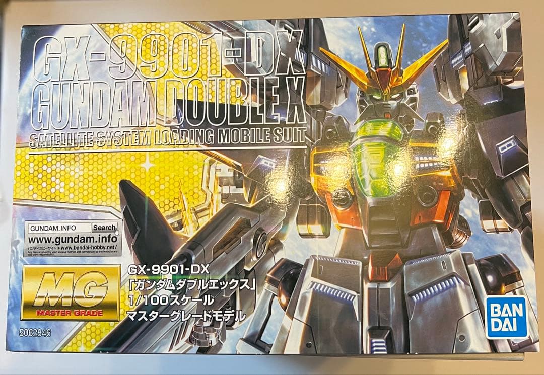 バンダイ MG ガンダムダブルエックス プラモデル 1/100