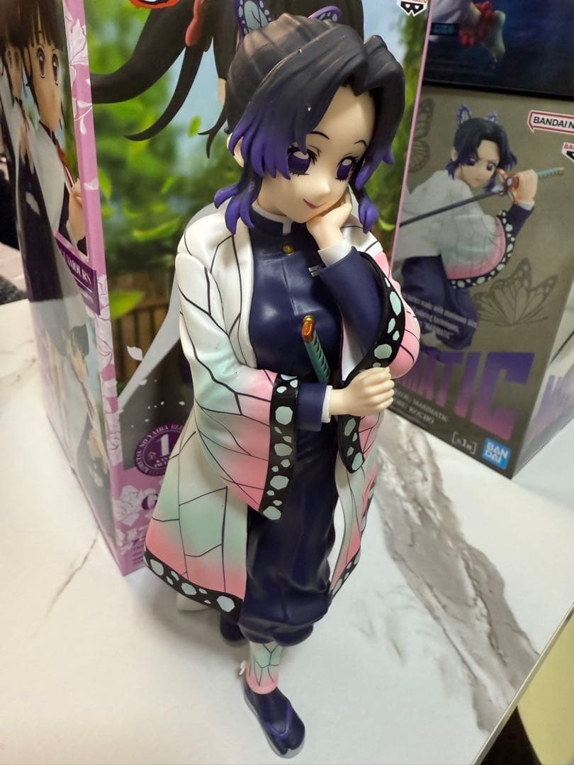 宇髄天元　胡蝶しのぶ 猗窩座　カナヲ　フィギュアまとめ売り