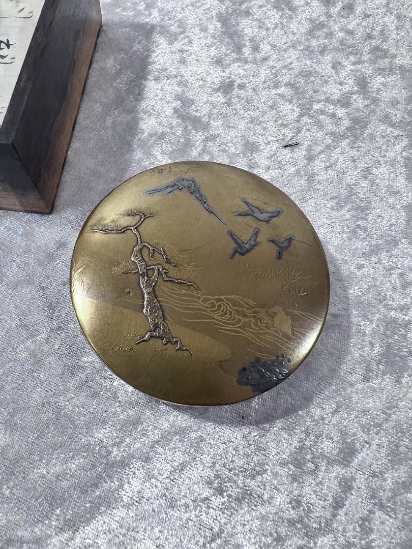 金蒔絵山水紋香箱　江戸期　合せ箱　金銀　富士山　高蒔絵 山と鳥のデザイン