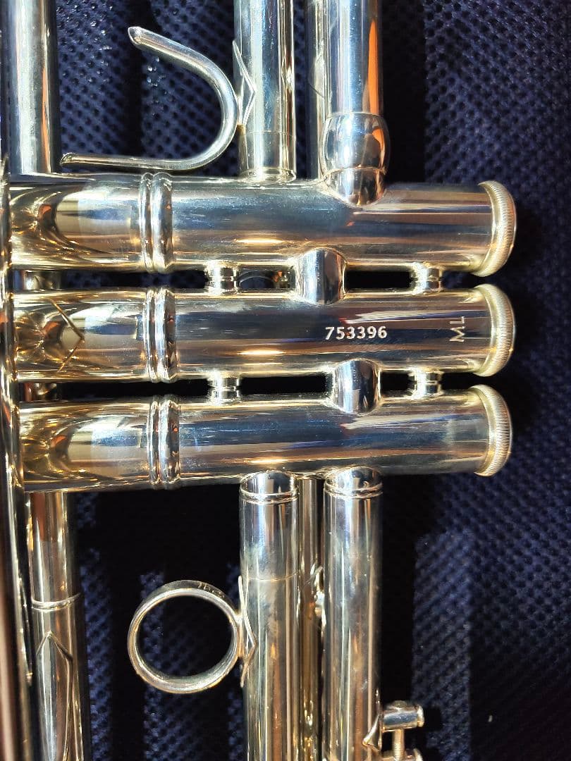 管楽器・吹奏楽器 BACH TRP 180ML 37/43 SP