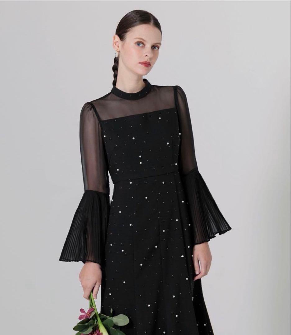 LEJA パールビジュー付き透け感プリーツフレアスリーブビーズマーメイドドレス