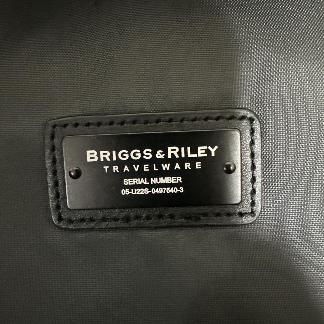 Briggs & Riley ２輪ナイロン 機内持込みキャリー　スーツケース