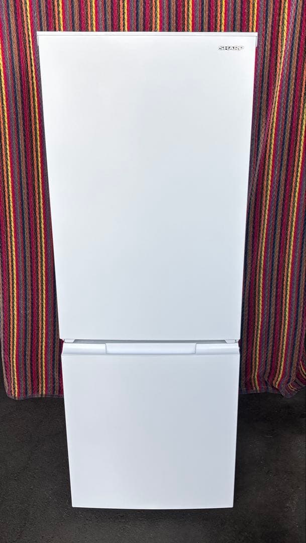 シャープ中古冷凍冷蔵庫179L2022年製 形名SJ-D18J-W