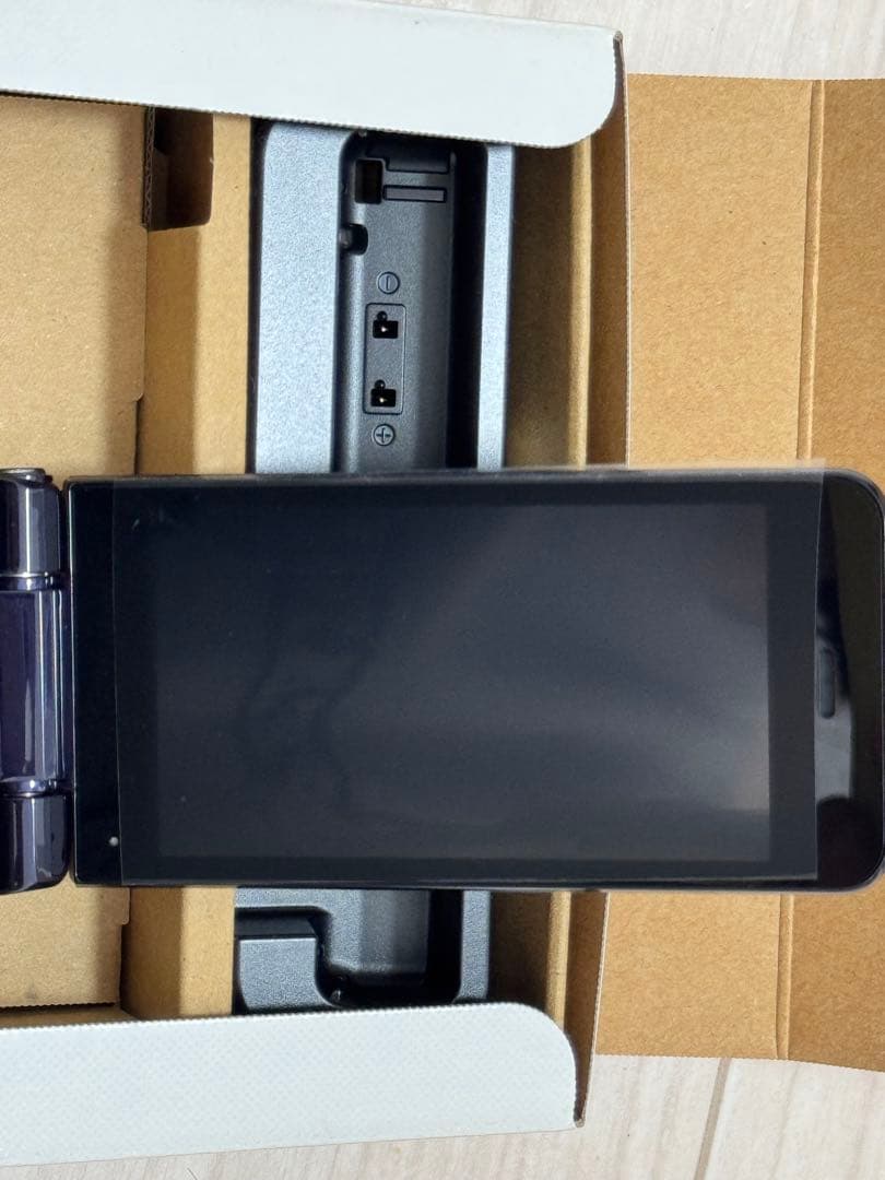 美品AQUOS SH-01J