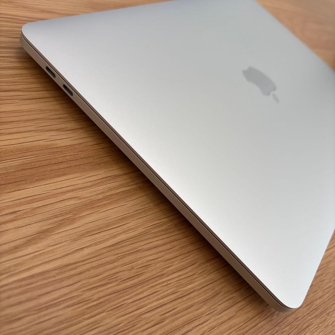 Maxbook pro 2020 13インチ 16GB 256GB